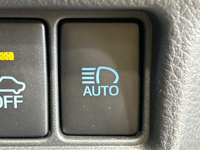 �y�A�_�v�e�B�u�n�C�r�[���z�����܂Ŗ��邭�Ƃ炷�n�C�r�[�����s�Ԃ�Ό��ԂɏƎ˂��Ȃ��l�A�����Œ���!����蓮�Ő؂�ւ���K�v���Ȃ��A��ԑ��s���̃X�g���X���y���B���S������ɂ���^���܂��B