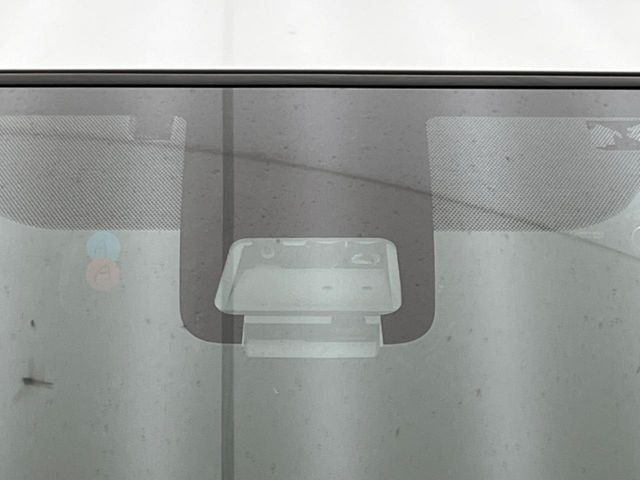 �y�v���N���b�V���Z�[�t�e�B�z�O���̎ԗ��������m���A�Փ˂������Ȏ��͌x��Œ��ӂ𑣂��A�u���[�L�𓥂ޗ͂��T�|�[�g�B�u���[�L�𓥂߂Ȃ������ꍇ�͏Փ˔�Q�y���u���[�L���쓮�A�Փˉ�����T�|�[�g���܂��B