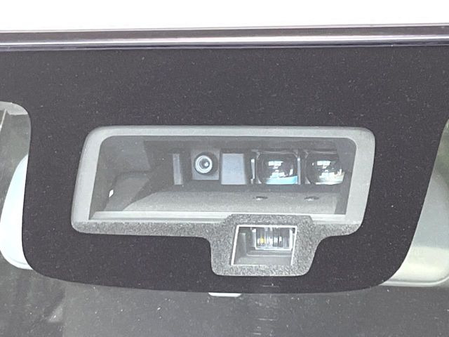 �y�X�Y�L �Z�[�t�e�B�T�|�[�g�z���s���ɑO���̎ԗ�����F�����A�Փ˂������Ȏ��͌x��ƃu���[�L�ŏՓˉ���Ɣ�Q�y�����A�V�X�g�B�����S�Ƀh���C�u�����y���݂��������܂��B