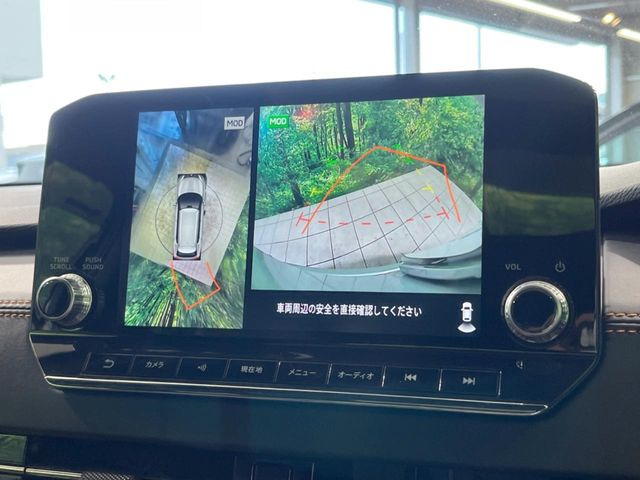 �y�}���`�A���E���h���j�^�[�z��p�̃J�����ɂ��A�ォ�猩���낵���悤�Ȏ��_��360�x�N���}�̎��͂��m�F���邱�Ƃ��ł��܂������p�������m�F���₷���A�����ꏊ�ł̐؂�Ԃ��⒓�Ԃ��X���[�Y�ɍs���܂��B