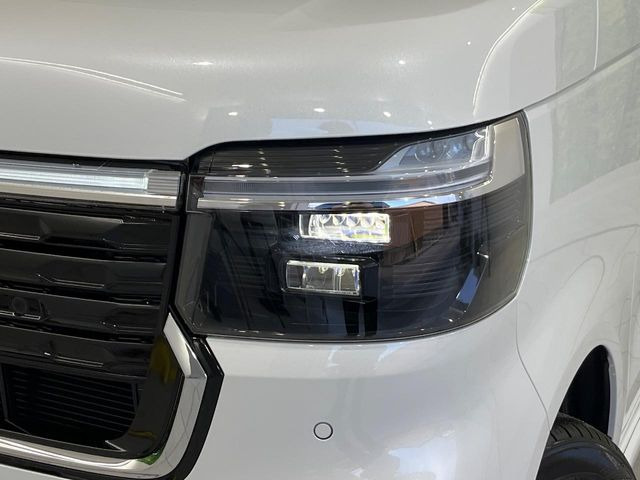 �yLED�w�b�h���C�g�z���V����ԑ��s�����ǍD�Ȏ��E���m�ۂ����S���ĉ^�]�ł��鍂�P�xLED�w�b�h���C�g�𑕔�!�_�����x�������A����d�͂��}�����Ă��܂��B