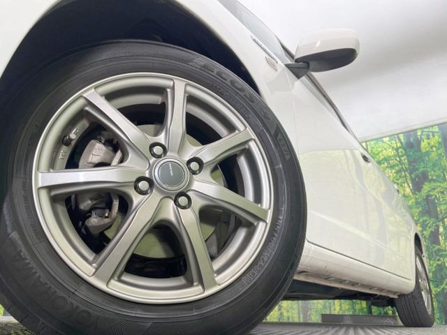 �y�A���~�z�C�[���z�O�ςɃ}�b�`�����A���~�z�C�[���𑕒����Ă���܂��B�e��A���~�z�C�[����A�X�^�b�h���X�^�C�����戵�����Ă���܂��B���񂲑��k����������