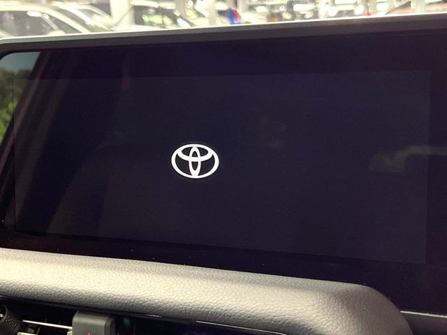 �y12.3�C���`���C�h�i�r�z�������ƃC���p�N�g�̂����^���C�h�i�r�𑕔��B�e��I�[�f�B�I����͂������A�������C�h��ʂł̃}�b�v2�����\���ȂǁA���֐��������i�r�ł���