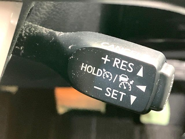 �y���[�_�[�N���[�Y�R���g���[���z�������H�ł̒��������s���y��!!�����ő��x��ۂN���[�Y�R���g���[�����A�Փˌy���V�X�e���ƘA�g���A�O���̎ԗ������m���ĎԊԂ�ۂ悤�ɑ��x���߂��Ă���܂�!!