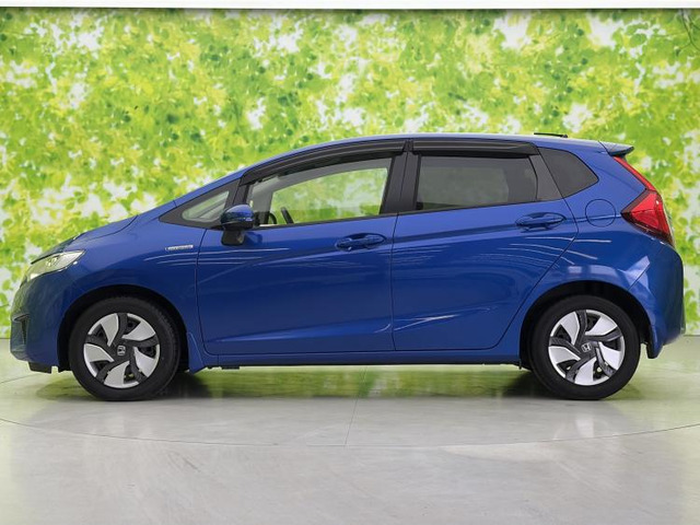 フィット1.5 ハイブリッド Fパッケージ