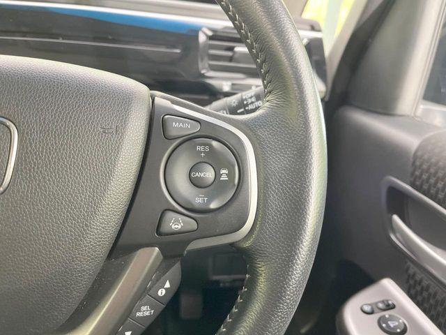 �y�A�_�v�e�B�u�N���[�Y�R���g���[���z�������H�ł̒��������s���y��!!�����ő��x��ۂN���[�Y�R���g���[�����A�Փˌy���V�X�e���ƘA�g���A�O���̎ԗ������m���ĎԊԂ�ۂ悤�ɑ��x���߂��Ă���܂�!!