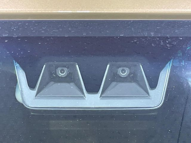 �y�X�}�[�g�A�V�X�g�z���s���ɑO���̎ԗ�����F�����A�Փ˂������Ȏ��͌x��ƃu���[�L�ŏՓˉ���Ɣ�Q�y�����A�V�X�g�B�����S�Ƀh���C�u�����y���݂��������܂��B