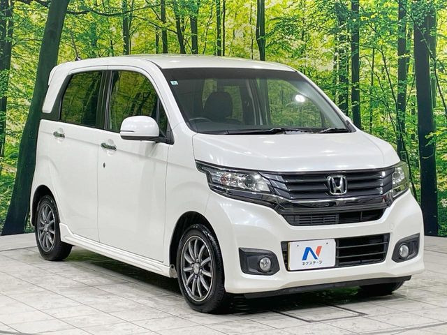 高透明度のガラス皮膜で撥水はもちろん、上質なツヤ・光沢を実現。紫外線や酸性雨から大切な愛車を保護し、色あせ・劣化を防止。「弾スプラッシュコート」、「弾プリミッサコート」からお選びいただけます。