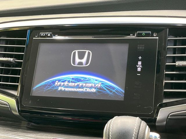 �y���[�J�[�����i�r�z�C���e���A�ɗn�����ރX�^�C���b�V���ȁu��p�݌v�v���[�J�[�i�r�𑕔��􎋔F���⑀�쐫�ȂǊ�{���\�ɂ��D��A���㎿�ȃJ�[���C�t�����y���݂��������܂��B