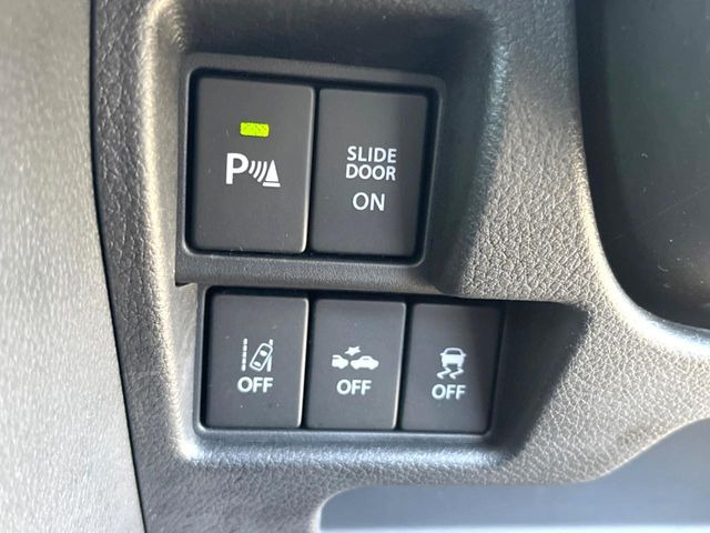 �y�X�Y�L �Z�[�t�e�B�T�|�[�g�z���s���ɑO���̎ԗ�����F�����A�Փ˂������Ȏ��͌x��ƃu���[�L�ŏՓˉ���Ɣ�Q�y�����A�V�X�g�B�����S�Ƀh���C�u�����y���݂��������܂��B