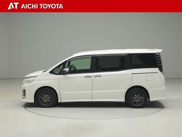 ヴォクシー2.0 ZS 煌