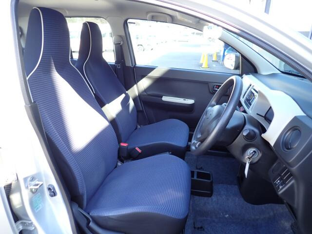 �t�����g�V�[�g�A��ԗǍD�ň��S�ł��B�傫�ȉ�����Ȃ����S�ł�