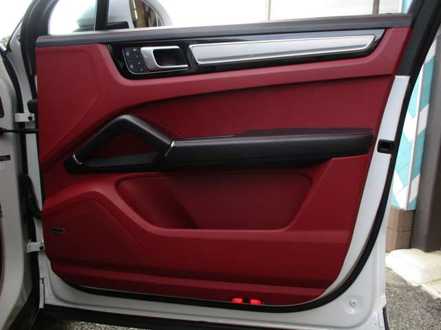 ���d�b�̓t���[�_�C�����łǂ�����0078-6002-334194��(�g��PHS��) ���ꏊ�́A���̓��H���� �p�[�N�h�[��(KK�E�C���O)���� �I�����W�̊����ڈ�ł���