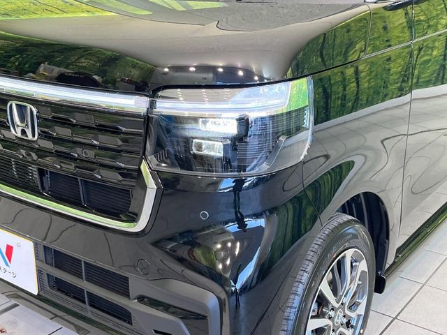 �yLED�w�b�h���C�g�z���V����ԑ��s�����ǍD�Ȏ��E���m�ۂ����S���ĉ^�]�ł��鍂�P�xLED�w�b�h���C�g�𑕔�!�_�����x�������A����d�͂��}�����Ă��܂��B