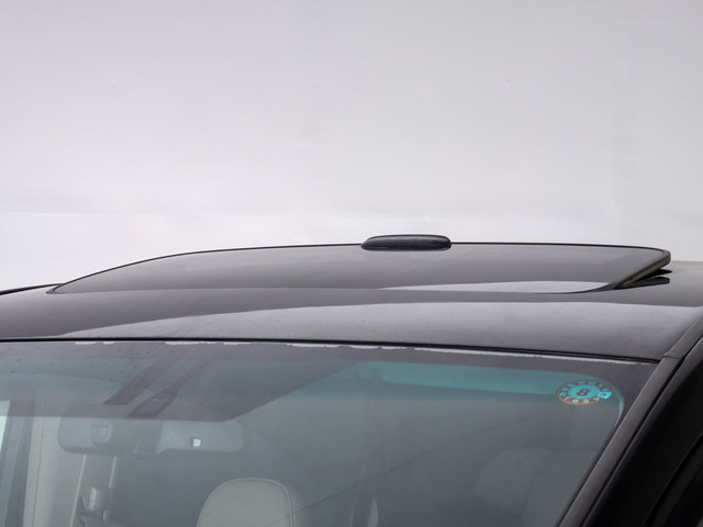 ★サンルーフ★&zwnj;人気装備のサンルーフ装着!開放的な空間をお楽しみいただけます!