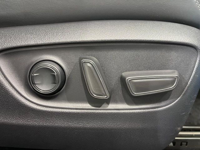 �y�p���[�V�[�g�z�X�C�b�`��ŊȒP�ɃV�[�g�̔��������\!�d��������͂�����܂���!�����ɍœK�ȃV�[�g�|�W�V�����ɃZ�b�g���āA���K�ȃh���C�u�����y���݂��������B