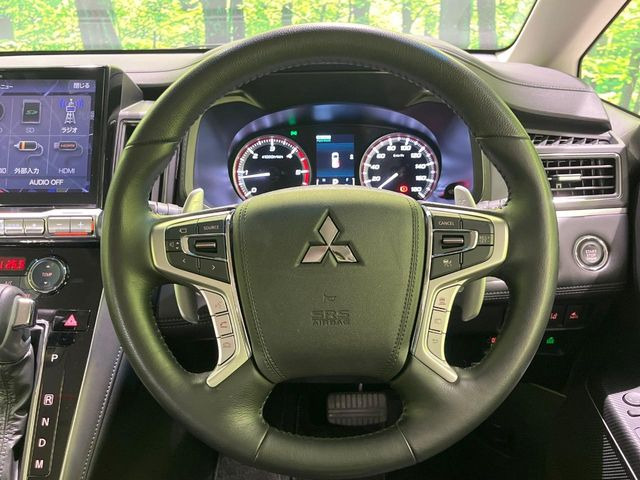 �y�����v�����X�e�A�����O�z�㎿�Ȋv���g�p���邱�ƂŁA��ɂ����������݂ƂĂ��^�]���₷���n���h���ł���