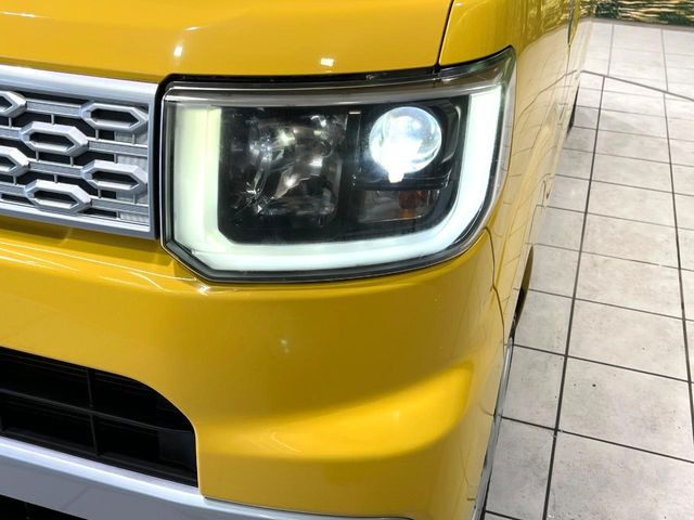 �yLED�w�b�h���C�g�z���V����ԑ��s�����ǍD�Ȏ��E���m�ۂ����S���ĉ^�]�ł��鍂�P�xLED�w�b�h���C�g�𑕔�!�_�����x�������A����d�͂��}�����Ă��܂��B