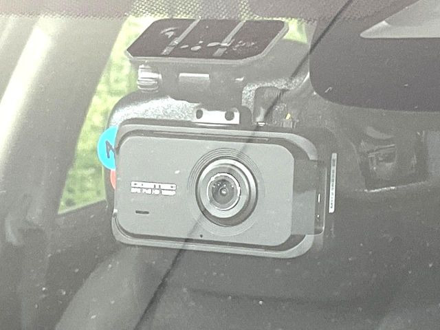 �y�h���C�u���R�[�_�[�z�h���C�u���R�[�_�[����!���s���͂������A������^�]�⎖�̂ɑ��������ہA�f���ŋL�^���A����̃��X�N�ɔ����܂��B���L�^�pSD�J�[�h�͂��q�l�����g�ł��������������K�v������܂��B