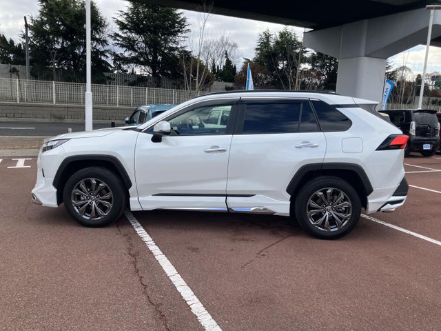 RAV42.5 ハイブリッド G E-Four 4WD