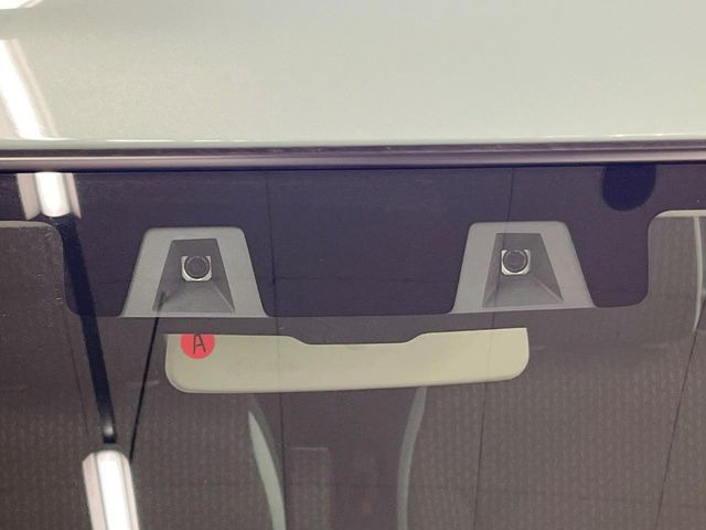 �y�X�Y�L �Z�[�t�e�B�T�|�[�g�z���s���ɑO���̎ԗ�����F�����A�Փ˂������Ȏ��͌x��ƃu���[�L�ŏՓˉ���Ɣ�Q�y�����A�V�X�g�B�����S�Ƀh���C�u�����y���݂��������܂��B