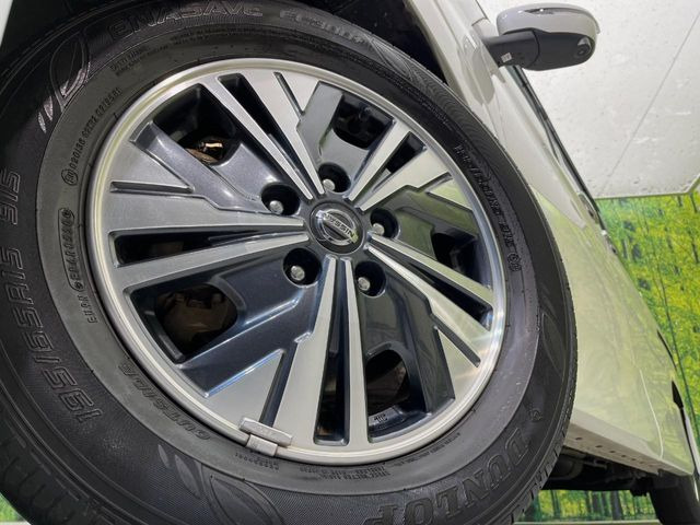 �y����15�C���`�A���~�z�C�[���z�O�ςɃ}�b�`���������A���~�z�C�[���𑕒����Ă���܂��B�e��ЊO�A���~�z�C�[����A�X�^�b�h���X�^�C�����戵�����Ă���܂��B���񂲑��k����������