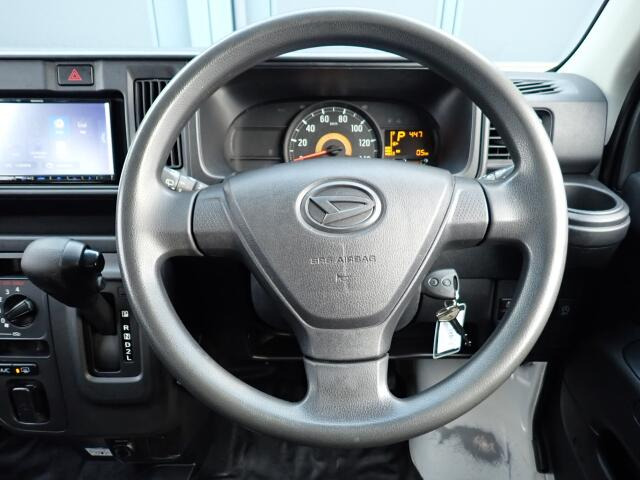 �X�e�A�����O�͂ƂĂ����ꂢ�ȏ�Ԃł��B