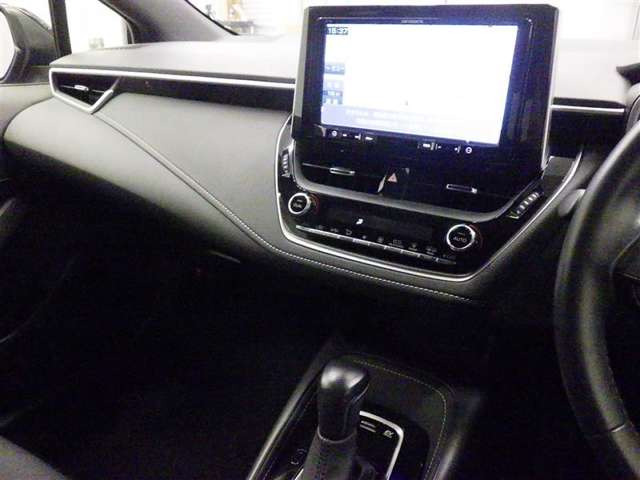 カローラスポーツ1.8 ハイブリッド G