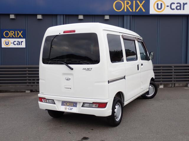 �����r���[�̉摜�ɂȂ�܂��B�I���b�N�X�F�蒆�ÎԂɂ́A���w��������S���Ă���肢���������߂ɁA�Ǝ��́u�I���b�N�X�F�蒆�Îԕۏ؁v�����t�����Ă��܂��B