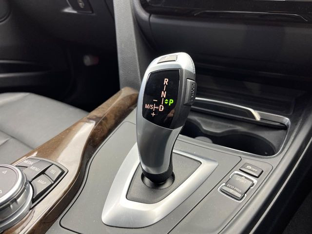 ��MT���[�h�t��AT:�ʏ�͎����ł����Ȃ���ϑ�(�M�A�`�F���W)���h���C�o�[�̑���ɂ���ĈӐ}�I�ɕς�����V�X�e���ł��B����w���i�̃h���C�u�����y���݂��������܂�!