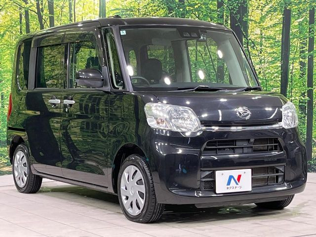 高透明度のガラス皮膜で撥水はもちろん、上質なツヤ・光沢を実現。紫外線や酸性雨から大切な愛車を保護し、色あせ・劣化を防止。「弾スプラッシュコート」、「弾プリミッサコート」からお選びいただけます。