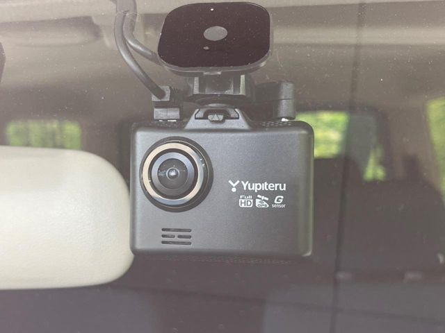 �y�h���C�u���R�[�_�[�z�h���C�u���R�[�_�[����!���s���͂������A������^�]�⎖�̂ɑ��������ہA�f���ŋL�^���A����̃��X�N�ɔ����܂��B���L�^�pSD�J�[�h�͂��q�l�����g�ł��������������K�v������܂��B