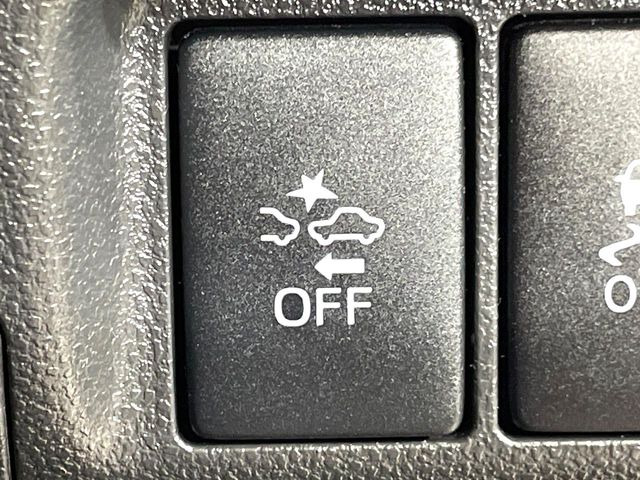 �y�X�}�[�g�A�V�X�g�z���s���ɑO���̎ԗ�����F�����A�Փ˂������Ȏ��͌x��ƃu���[�L�ŏՓˉ���Ɣ�Q�y�����A�V�X�g�B�����S�Ƀh���C�u�����y���݂��������܂��B