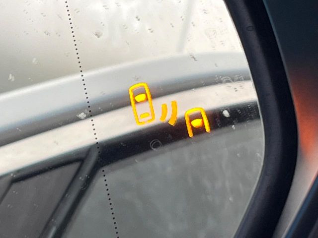 �y�u���C���h�X�|�b�g���j�^�[�z���s���A�h�A�~���[�̎��p�ɂȂ�₷���ӏ��Ɍ㑱�Ԃ��ڋ߂���ƃT�C�h�~���[�̃����Y�Ɍx����\��!�h���C�o�[�ɒ��ӊ��N�����Ă���܂��B