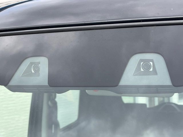 �y�X�Y�L �Z�[�t�e�B�T�|�[�g�z���s���ɑO���̎ԗ�����F�����A�Փ˂������Ȏ��͌x��ƃu���[�L�ŏՓˉ���Ɣ�Q�y�����A�V�X�g�B�����S�Ƀh���C�u�����y���݂��������܂��B