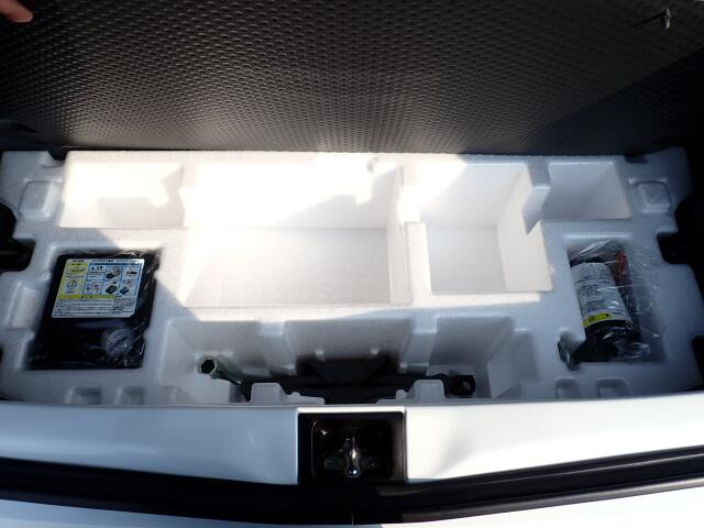 �p���N�C���L�b�g���t���Ă܂��B�������̎��̉��}���u�ɕK�v�ł��B