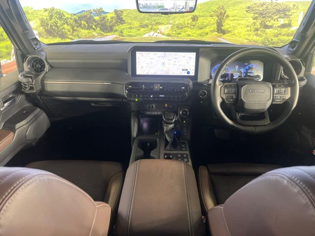 ランドクルーザー2502.8 ZX ディーゼル 4WD