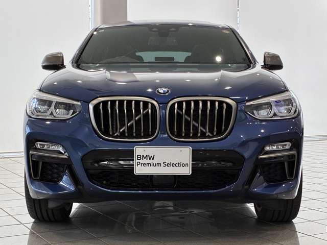 X4M40i 4WD