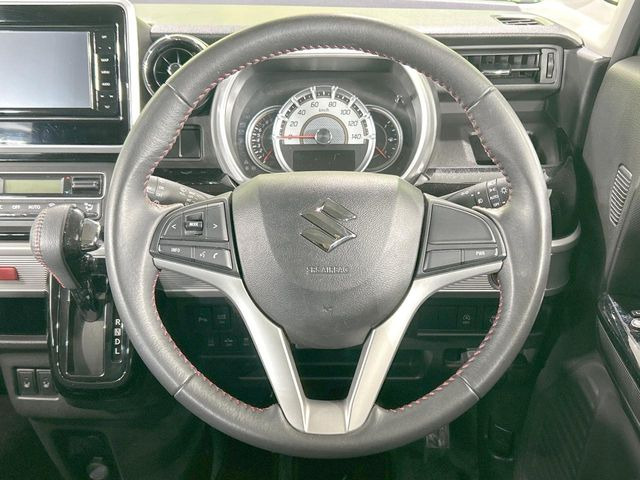 �y�����v�����X�e�A�����O�z�㎿�Ȋv���g�p���邱�ƂŁA��ɂ����������݂ƂĂ��^�]���₷���n���h���ł���