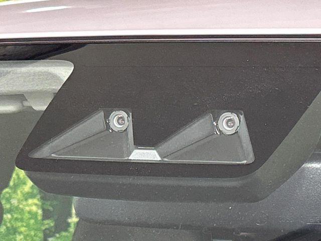 �y�X�}�[�g�A�V�X�g�z���s���ɑO���̎ԗ�����F�����A�Փ˂������Ȏ��͌x��ƃu���[�L�ŏՓˉ���Ɣ�Q�y�����A�V�X�g�B�����S�Ƀh���C�u�����y���݂��������܂��B