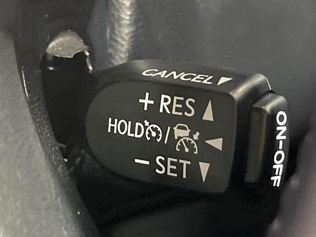 �y���[�_�[�N���[�Y�R���g���[���z�������H�ł̒��������s���y��!!�����ő��x��ۂN���[�Y�R���g���[�����A�Փˌy���V�X�e���ƘA�g���A�O���̎ԗ������m���ĎԊԂ�ۂ悤�ɑ��x���߂��Ă���܂�!!