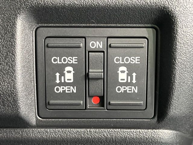 �y�����p���[�X���C�h�h�A�z�X�}�[�g�L�[��^�]�Ȃ̃X�C�b�`�Ō�ȗ����X���C�h�h�A�̊J���\���d��������͂����ăh�A���J����K�v�������A�����Ȃ��q�l�ł��ȒP�ɊJ���߂ł����K�ł���