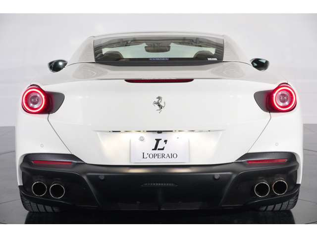 �C�G���[�u���[�L�L�����p�[&20�C���`�b���z�C�[���𑕔��B�u���[�L�����Ɛ����͂����サ�A�X�|�[�c���\����i�ƈ����グ�Ă��܂��B