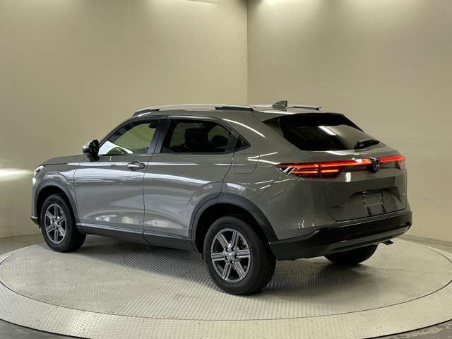 人気の車種が勢ぞろい!各メーカー 最新人気車がラインナップ!見て触って選べる展示場です!