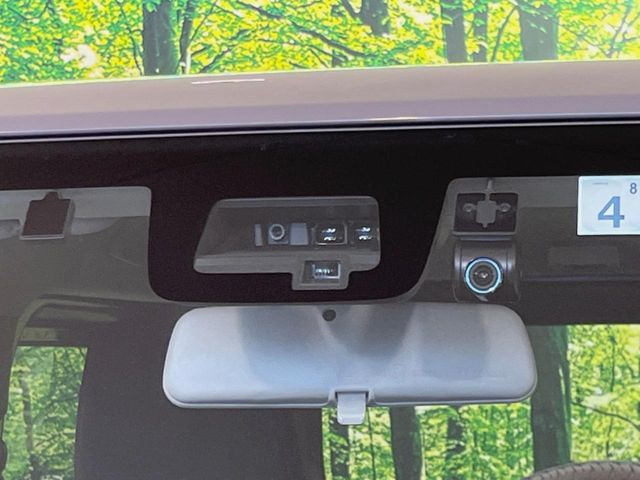 【スズキ セーフティサポート】走行中に前方の車両等を認識し、衝突しそうな時は警報とブレーキで衝突回避と被害軽減をアシスト。より安全にドライブをお楽しみいただけます。