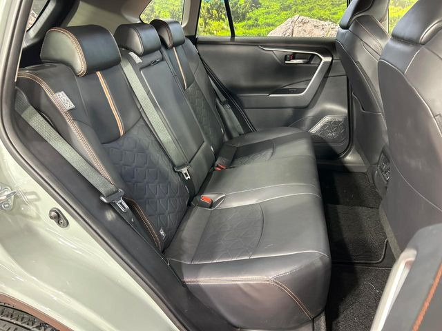 �y���烌�U�[�V�[�g�z����̂ӂ���肪�e�ՂŃ����e�i���X�����ȒP�ȁA�@�\���ɗD��鍇����v���̗p�����㎿�ȃV�[�g�ł��B����S�n���悭�A���������ӂ��S�n�ǂ��ԓ���Ԃ����o���Ă���܂��B