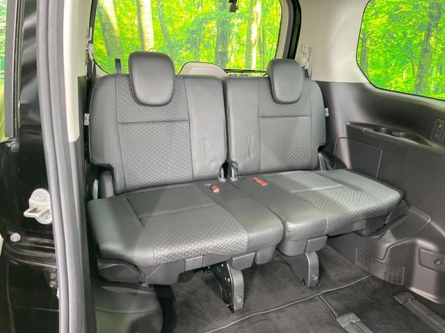 3��ڃV�[�g�͂�������ԗǍD����l�ł��������ƍ����Ē����܂��̂ŁA��l���ł̂��o���������N���N�ł��􂲉Ƒ��ŁA�C�̒m�ꂽ���ԂŁA�h���C�u�ɍs���̂��y���݂ł��ˁ�