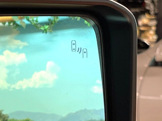 �y�u���C���h�X�|�b�g���j�^�[�z���s���A�h�A�~���[�̎��p�ɂȂ�₷���ӏ��Ɍ㑱�Ԃ��ڋ߂���ƃT�C�h�~���[�̃����Y�Ɍx����\��!�h���C�o�[�ɒ��ӊ��N�����Ă���܂��B