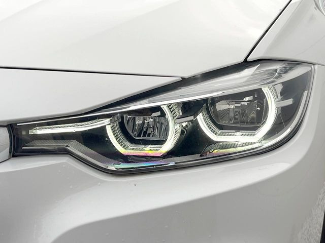 ��LED�w�b�h���C�g:��ԑ��s�����ǍD�Ȏ��E���m�ۂ����S���ĉ^�]�ł��鍂�P�xLED�w�b�h���C�g�𑕔�!�_�����x�������A����d�͂��}�����Ă��܂��B