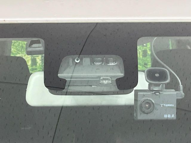 �y�X�Y�L �Z�[�t�e�B�T�|�[�g�z���s���ɑO���̎ԗ�����F�����A�Փ˂������Ȏ��͌x��ƃu���[�L�ŏՓˉ���Ɣ�Q�y�����A�V�X�g�B�����S�Ƀh���C�u�����y���݂��������܂��B